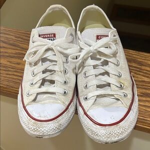 Converse Chuck Taylor Low White Sneakers Size 7
